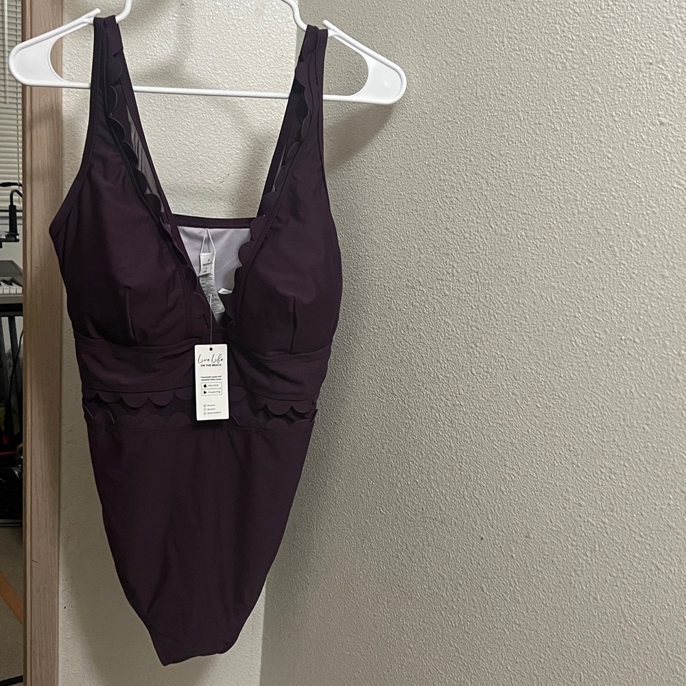 Cupshe Deep Purple Scalloped One-Piece Swimsuit 17 inches armpit